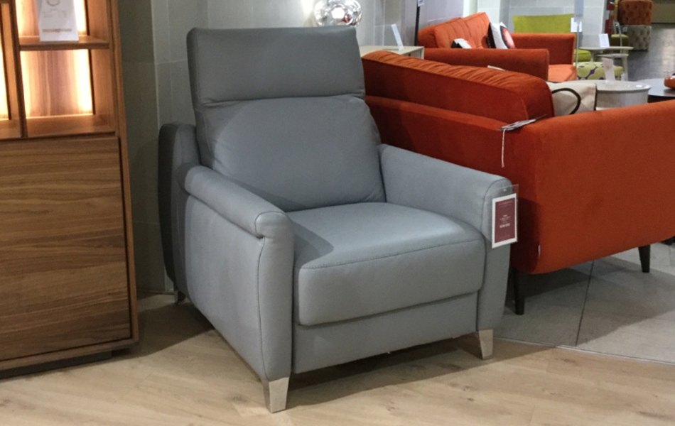 Rom Wren Compact Armchair
Was £1,495 Now £899 Rom Wren Compact Armchair
Was £1,495 Now £899